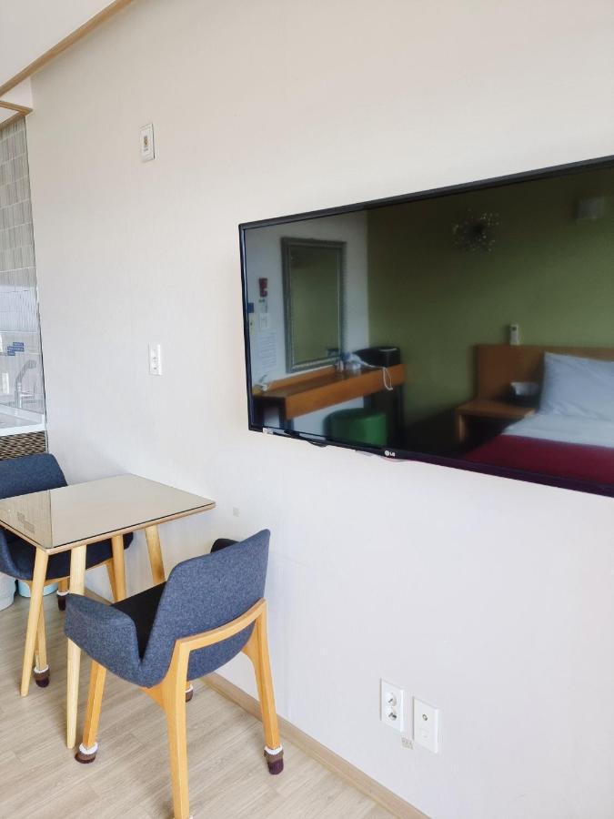 Jeju The Ocean Hill Pension Seogwipo Exterior foto