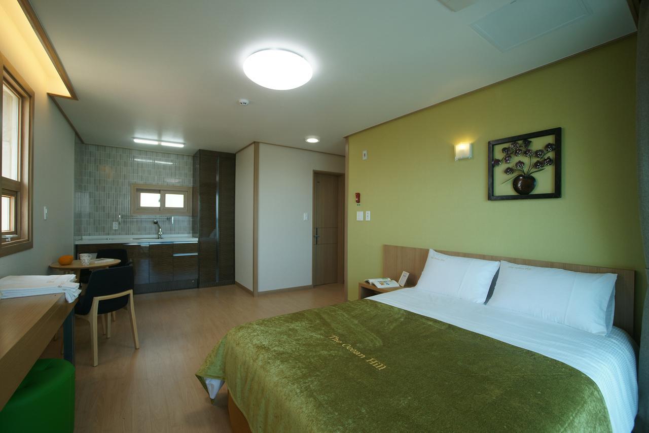 Jeju The Ocean Hill Pension Seogwipo Exterior foto